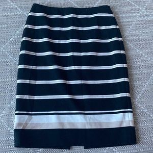 White and black pencil skirt
